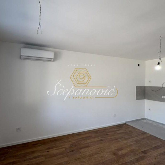 Stan Prodaja Novi Sad  28 m2