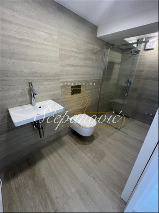 Kuća Prodaja Novi Sad Kuća Prodaja Novi Sad 1076 m2