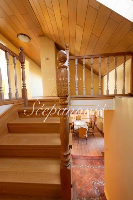 Petosoban stan na prodaju, Kej, Novi Sad, 179m², 400.000 €