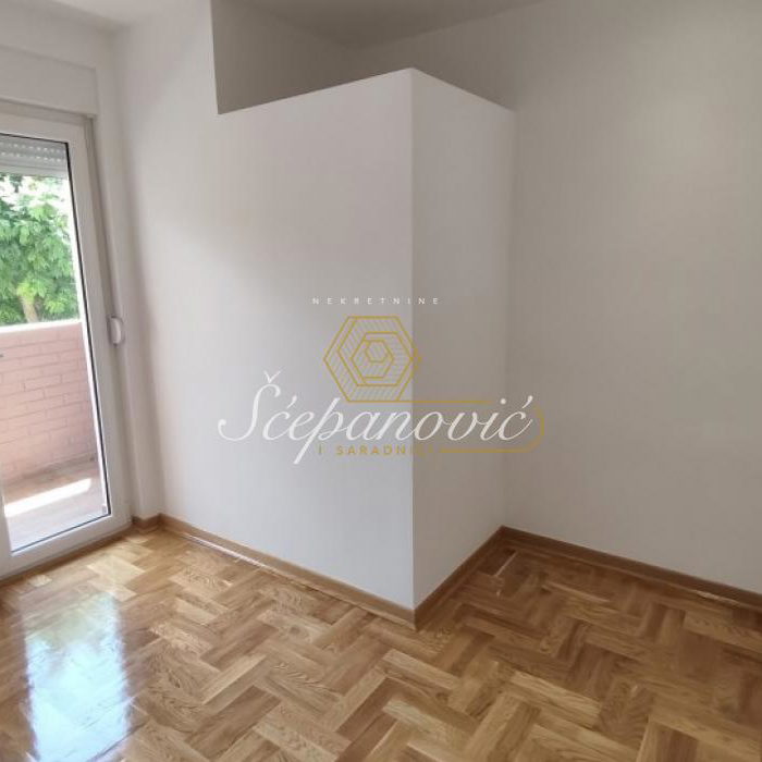 Stan Prodaja Novi Sad  49 m2