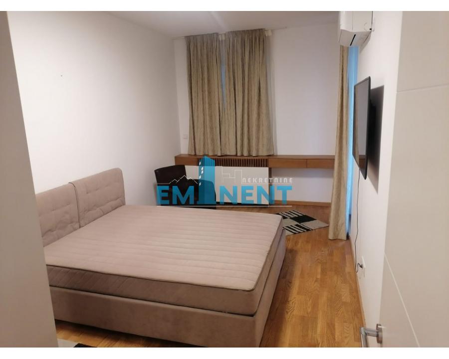 kuca-prodaja-fSTQAaZZ1o Stan Izdavanje Beograd Blok 45 67 m2