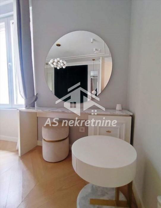 Četvorosoban stan na prodaju, Krunska, Beograd, 100m², 530.000 €