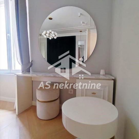 Četvorosoban stan na prodaju, Krunska, Beograd, 100m², 530.000 €