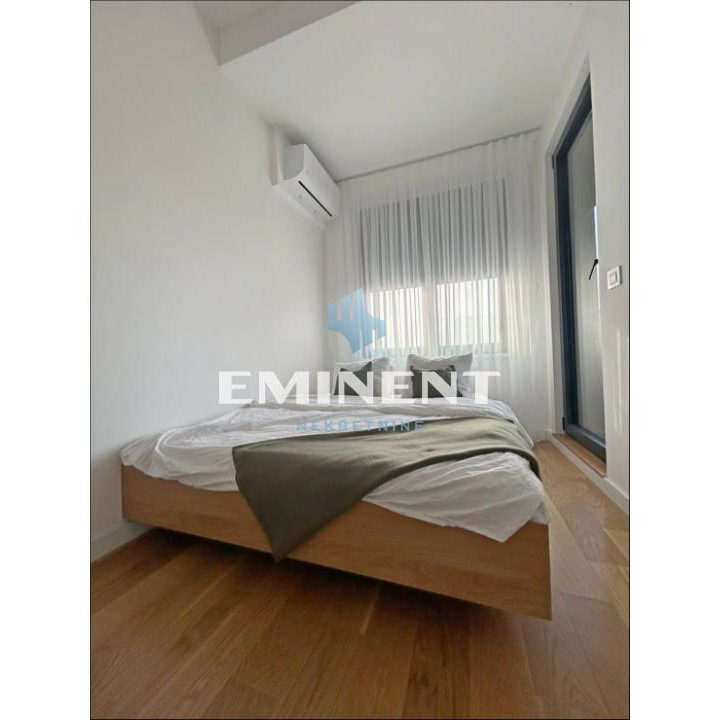 Stan Izdavanje Beograd  44 m2