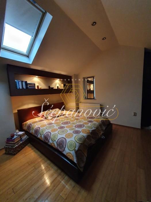Trosoban stan na prodaju, Nova Detelinara, Novi Sad, 113m², 235.000 €