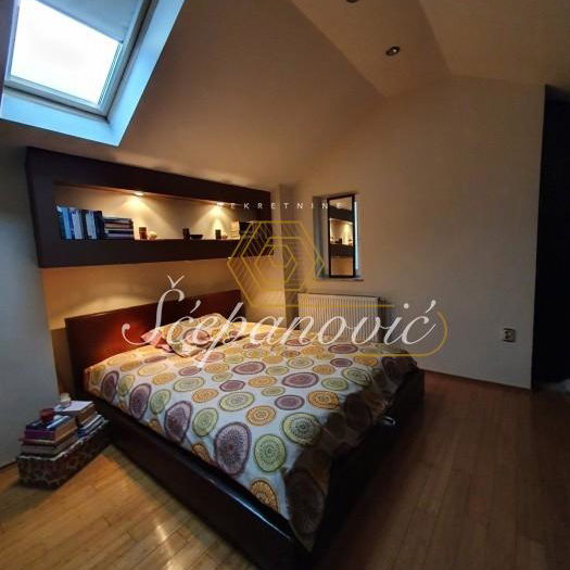 Trosoban stan na prodaju, Nova Detelinara, Novi Sad, 113m², 235.000 €