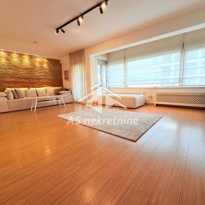 Stan Izdavanje Beograd Hram Svetog Save 100 m2