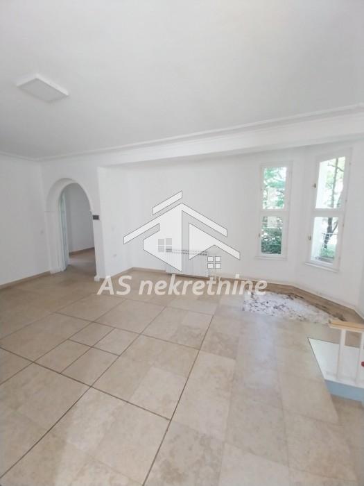 Kuća Izdavanje Beograd Neimar 260 m2