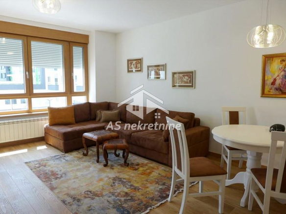Stan Izdavanje Beograd  60 m2