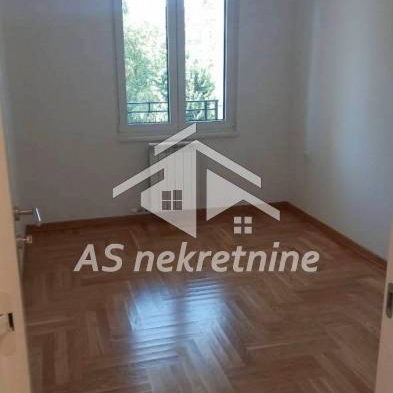 Trosoban stan za izdavanje, Kalenić Pijaca, Beograd, 65m², 1.200 €/mes