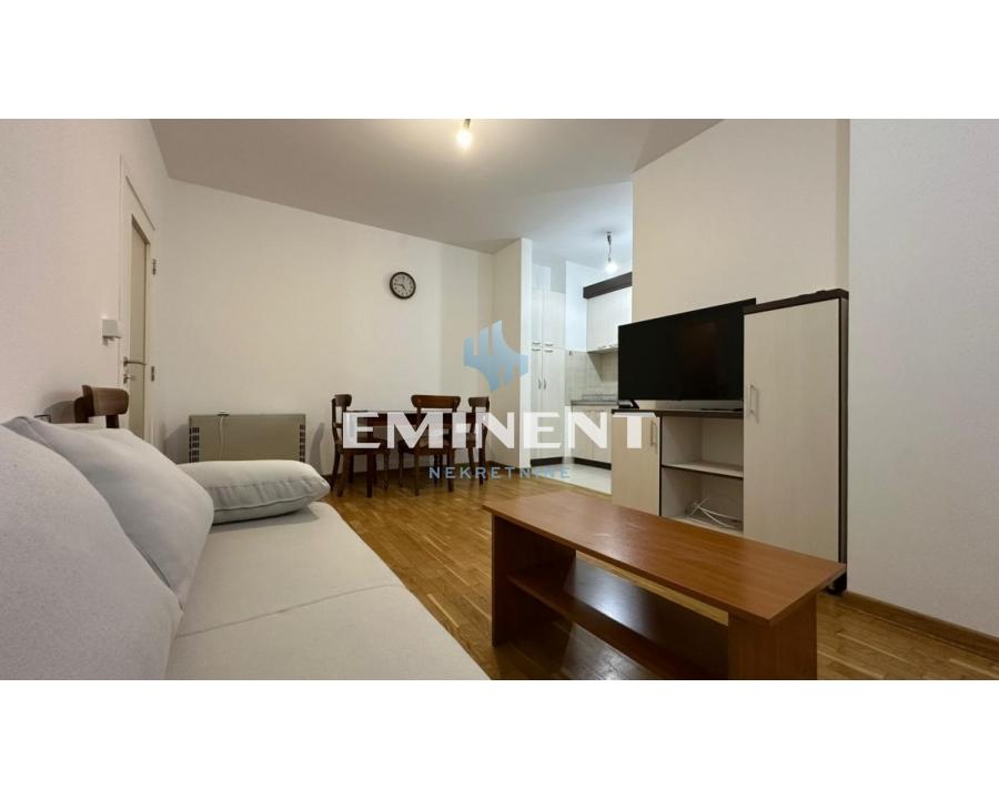 Stan Izdavanje Beograd Blok 61 64 m2