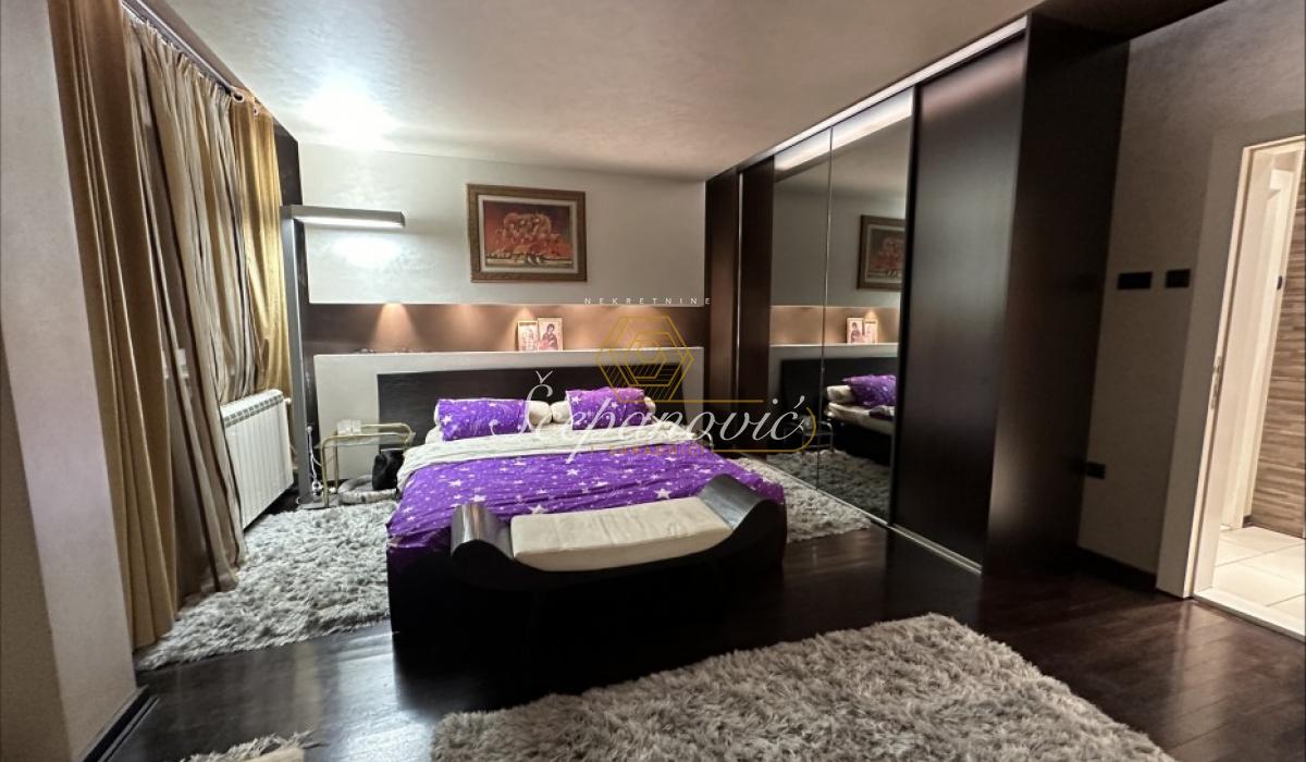 kuca-prodaja-kageO7nzEG Višesoban stan za izdavanje, Grbavica, Novi Sad, 310m², 2.500 €/mes