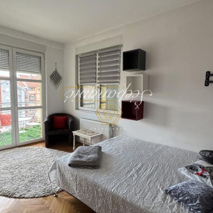 Petosoban stan na prodaju, Centar, Novi Sad, 120m², 330.000 €