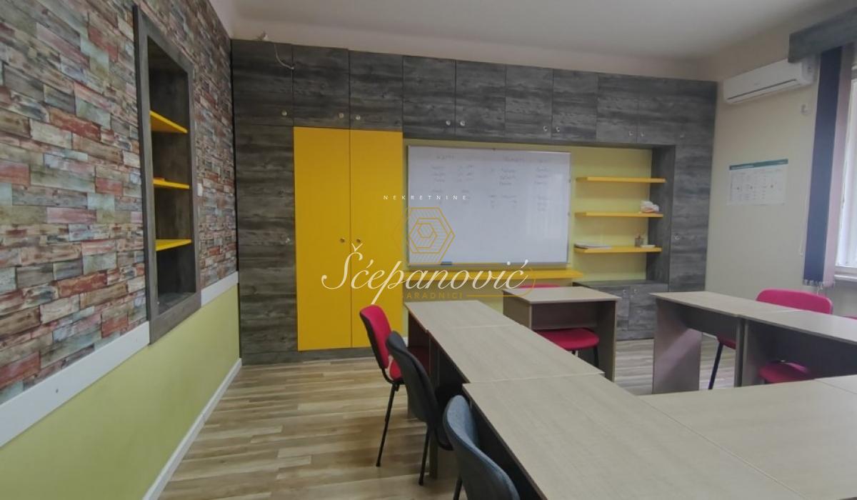 Stan Prodaja Novi Sad  155 m2