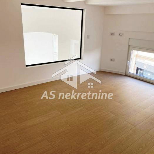 Stan Izdavanje Beograd Karađorđeva 113 m2