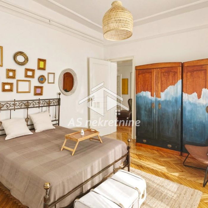 Četvorosoban stan za izdavanje, Kalenić Pijaca, Beograd, 140m², 2.000 €/mes