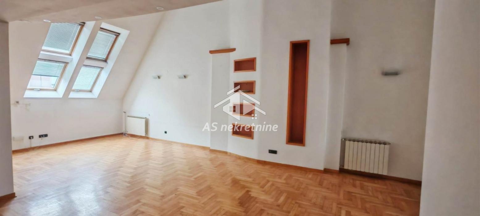 kuca-prodaja-sYHuCOm2JO Stan Prodaja Beograd Kalenić Pijaca 207 m2