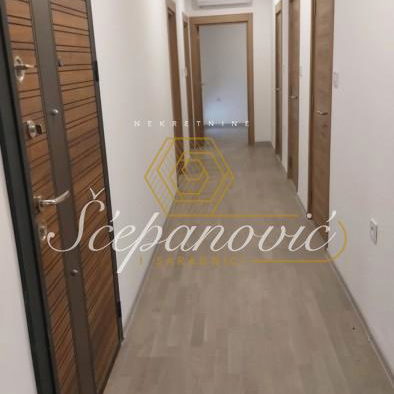 Stan Prodaja Novi Sad Alibegovac 78 m2