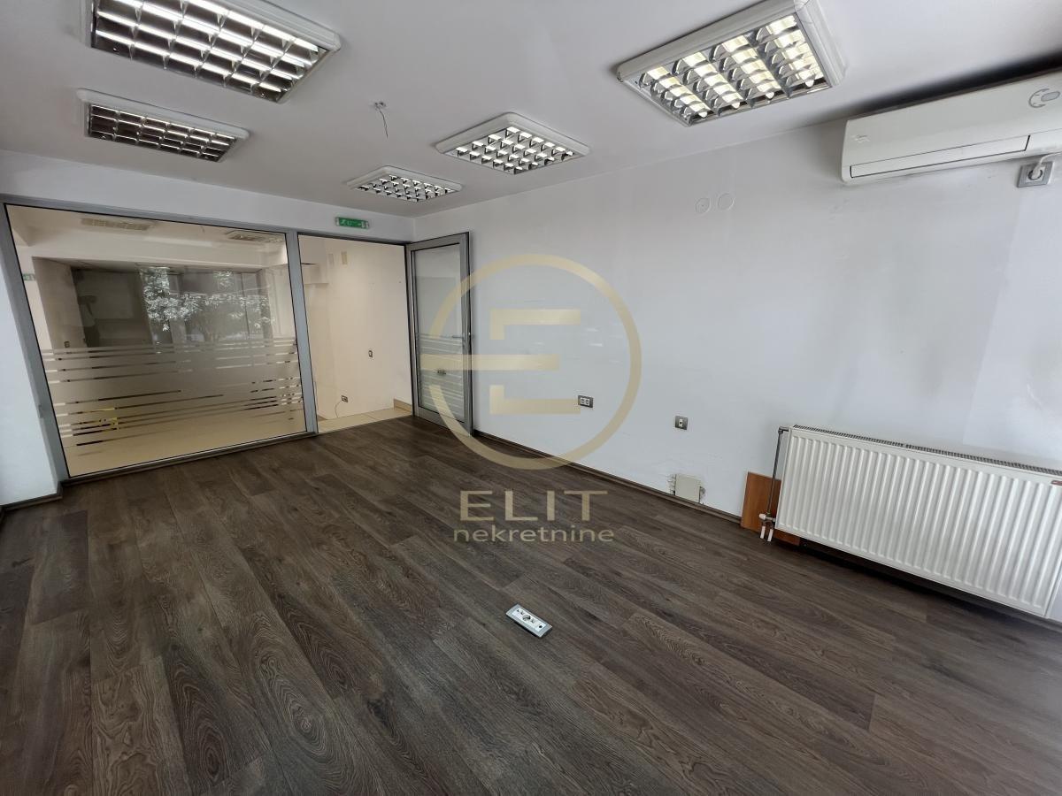 kuca-prodaja-t69yRZQrPs Lokal Prodaja Novi Sad 229 m2