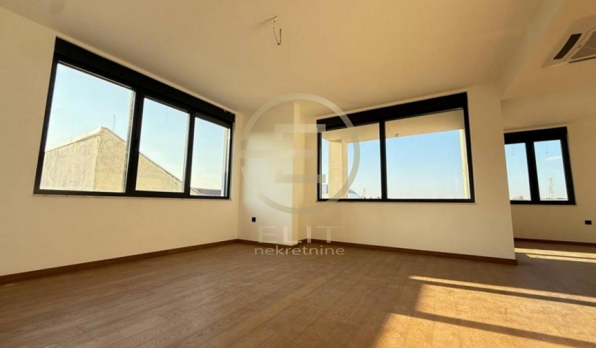 Stan Prodaja Novi Sad Stan Prodaja Novi Sad Bulevar Patrijarha Pavla 135 m2