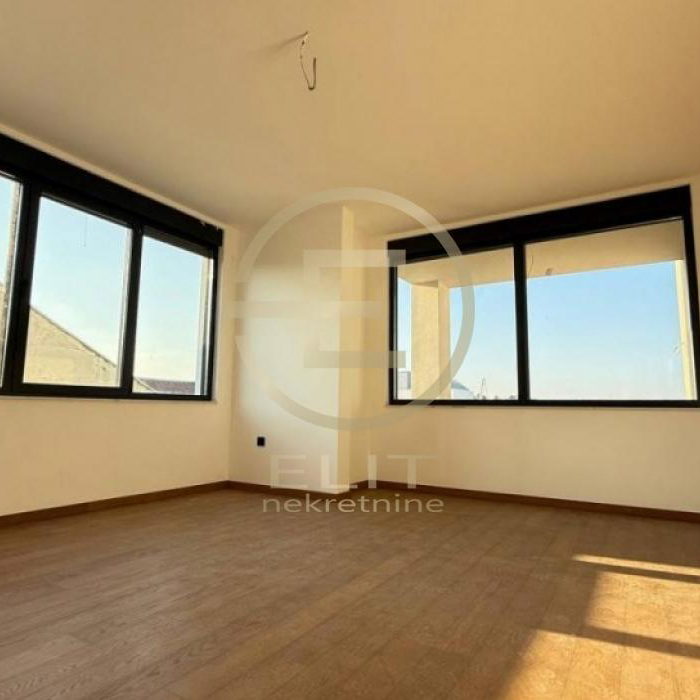Stan Prodaja Novi Sad Bulevar Patrijarha Pavla 135 m2