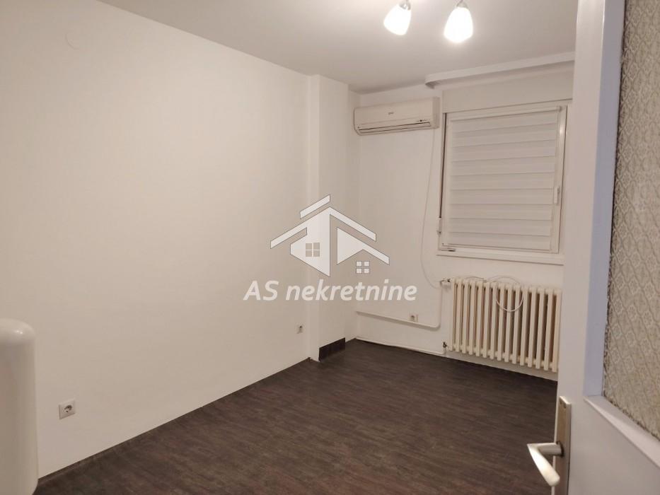 Lokal Izdavanje Beograd 27. Marta 80 m2