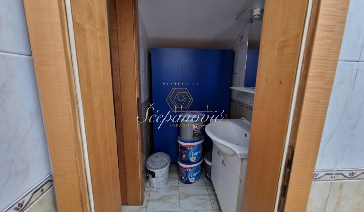 Lokal za izdavanje, Centar, Novi Sad, 92m², 500 €/mes