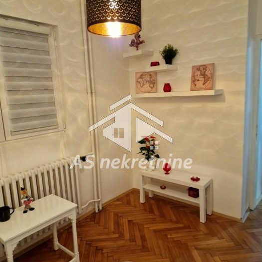Trosoban stan za izdavanje, Slavija, Beograd, 73m², 1.000 €/mes