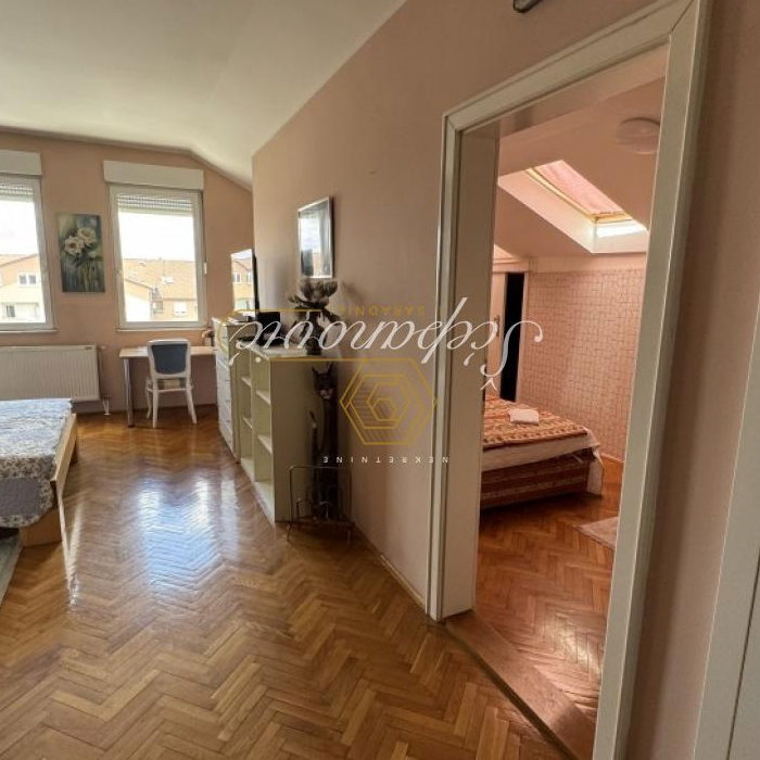 Petosoban stan na prodaju, Centar, Novi Sad, 120m², 330.000 €