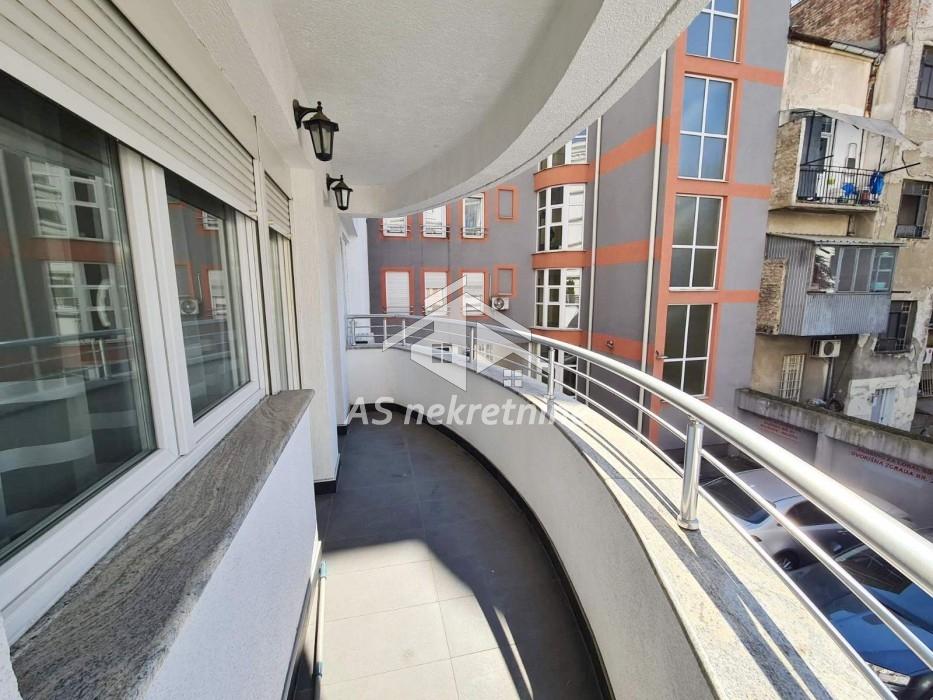 Stan Izdavanje Beograd Stan Izdavanje Beograd Hram Svetog Save 78 m2
