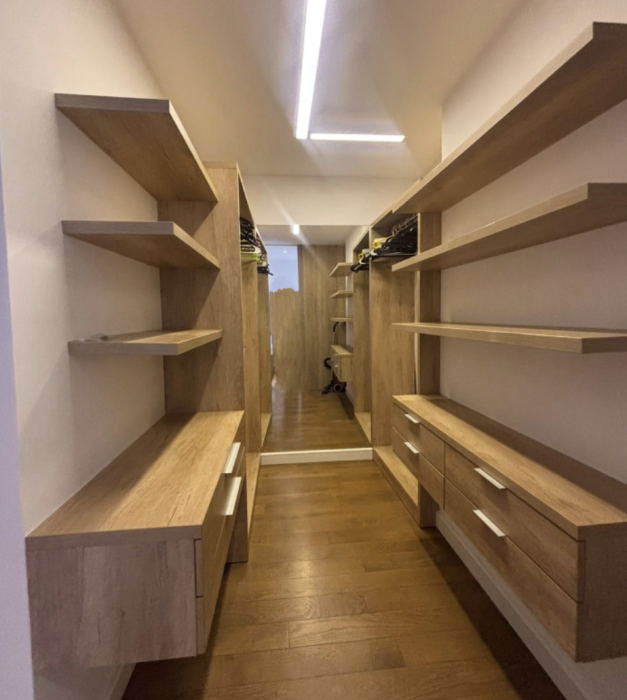 kuca-prodaja-ym7LcIdtYf Četvorosoban stan na prodaju, Centar, Novi Sad, 113m², 469.000 €