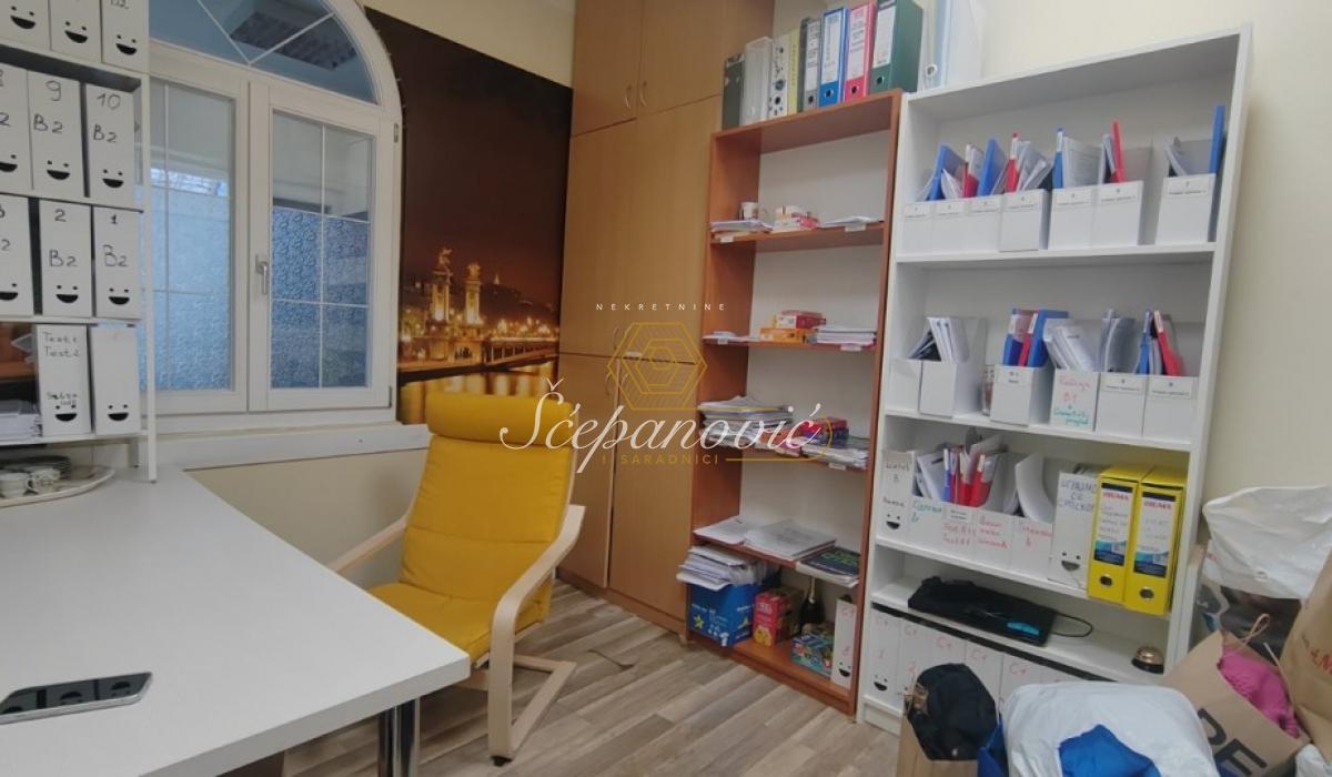 Stan Prodaja Novi Sad  155 m2