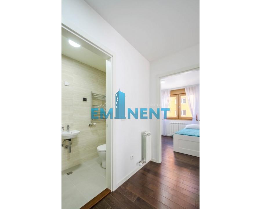 lokali-izdavanje-0OhHN0Z45C Trosoban stan za izdavanje, A Blok – Blok 67a, Beograd, 60m², 1.280 €/mes