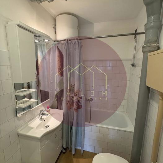 Dvosoban stan na prodaju, Besni Fok, Beograd, 61m², 64.900 €