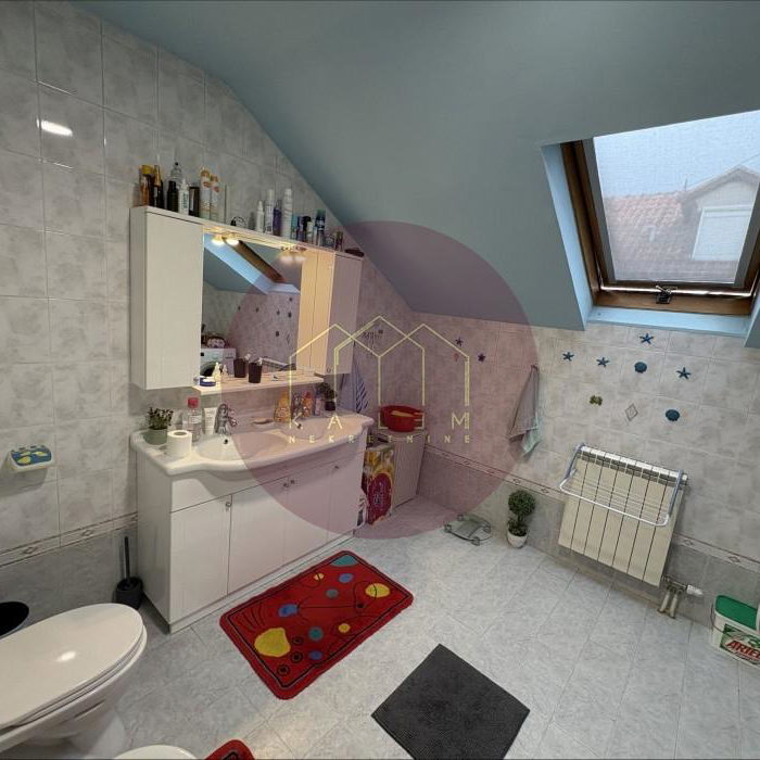 Petosoban stan na prodaju, Banovo Brdo, Beograd, 140m², 367.000 €