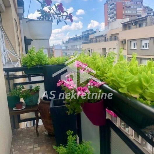 Trosoban stan za izdavanje, Čubura, Beograd, 80m², 1.100 €/mes
