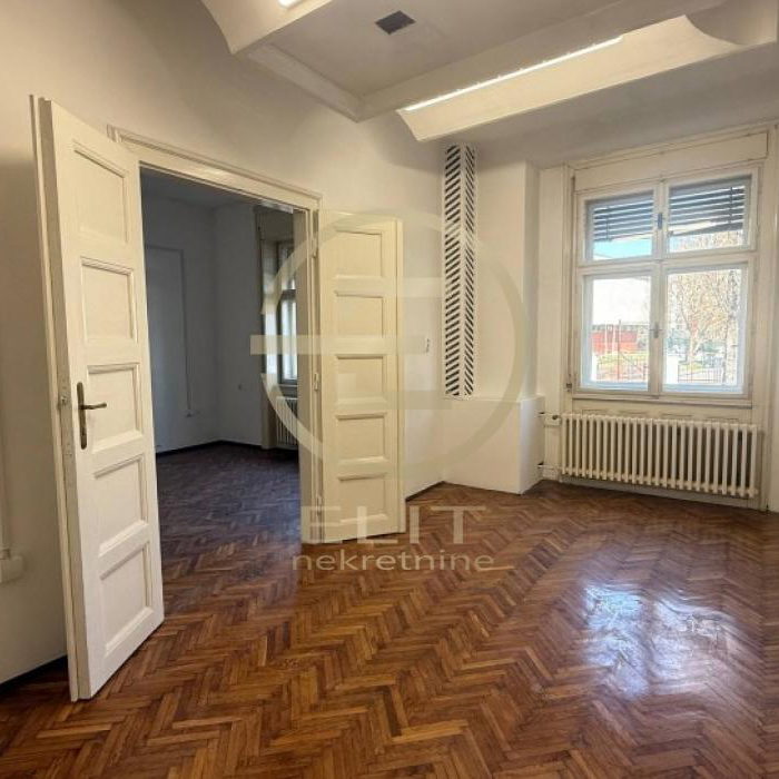 Lokal Izdavanje Novi Sad  93 m2