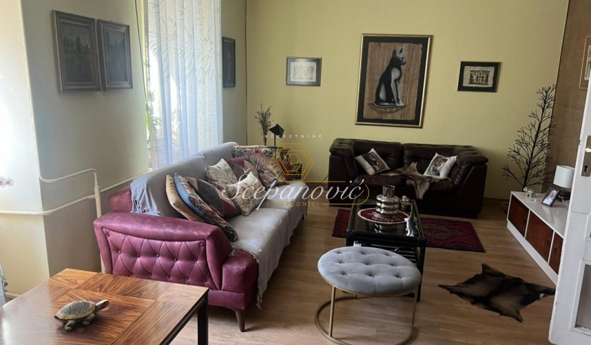 lokali-izdavanje-4lvAkiI7M7 Četvorosoban stan na prodaju, Centar, Novi Sad, 115m², 280.000 €