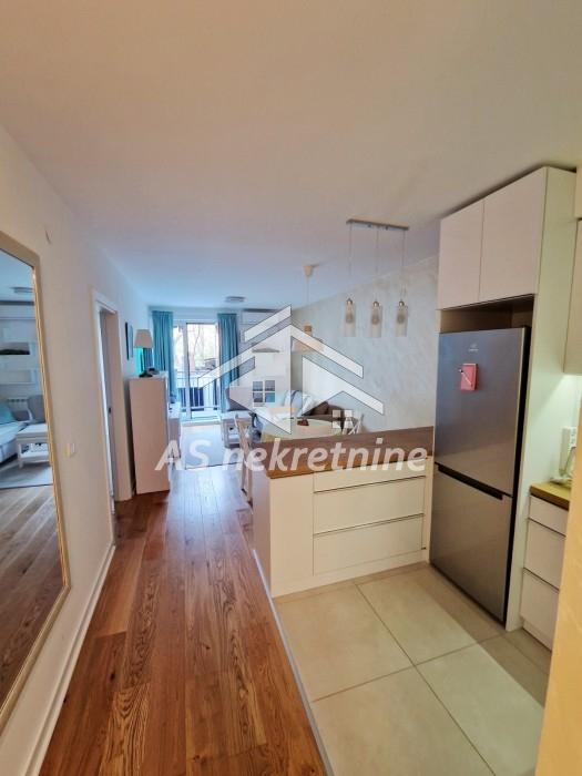 Stan Izdavanje Beograd Stan Izdavanje Beograd Kraljice Natalije 55 m2