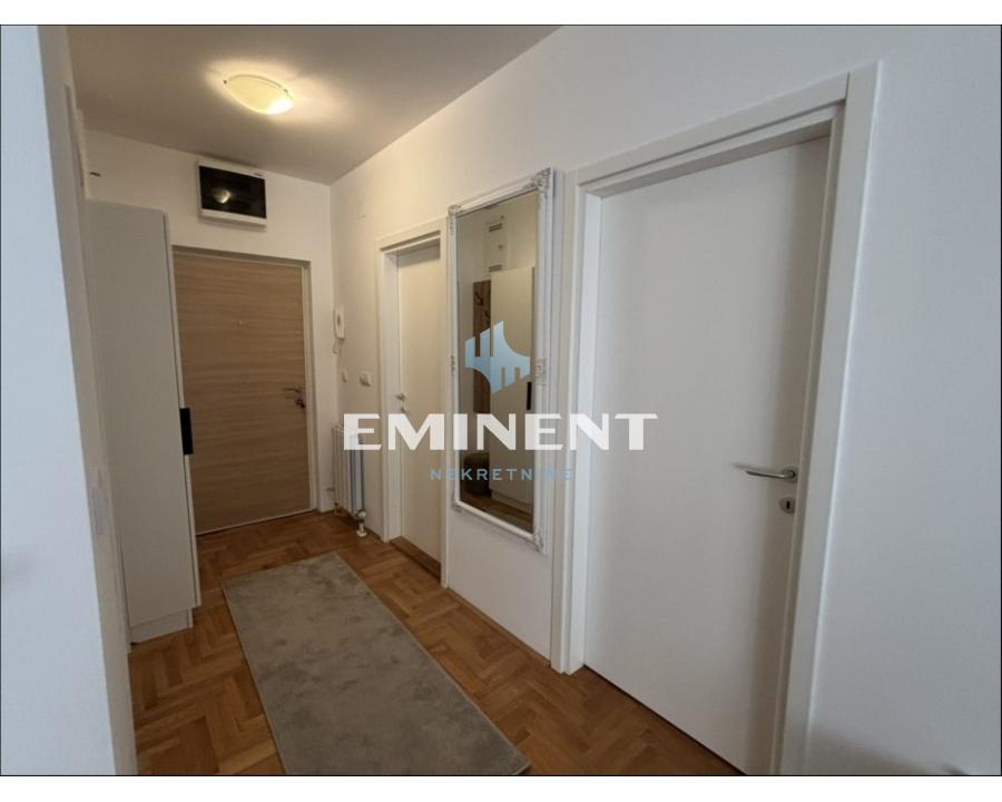 lokali-izdavanje-7auhiFyZML Stan Izdavanje Beograd Blok 72 42 m2
