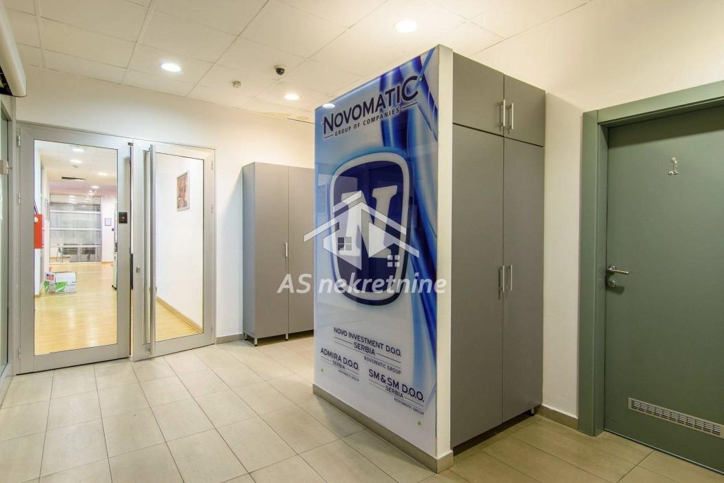 Lokal Izdavanje Beograd Lokal Izdavanje Beograd Bežanijska Kosa 1 335 m2