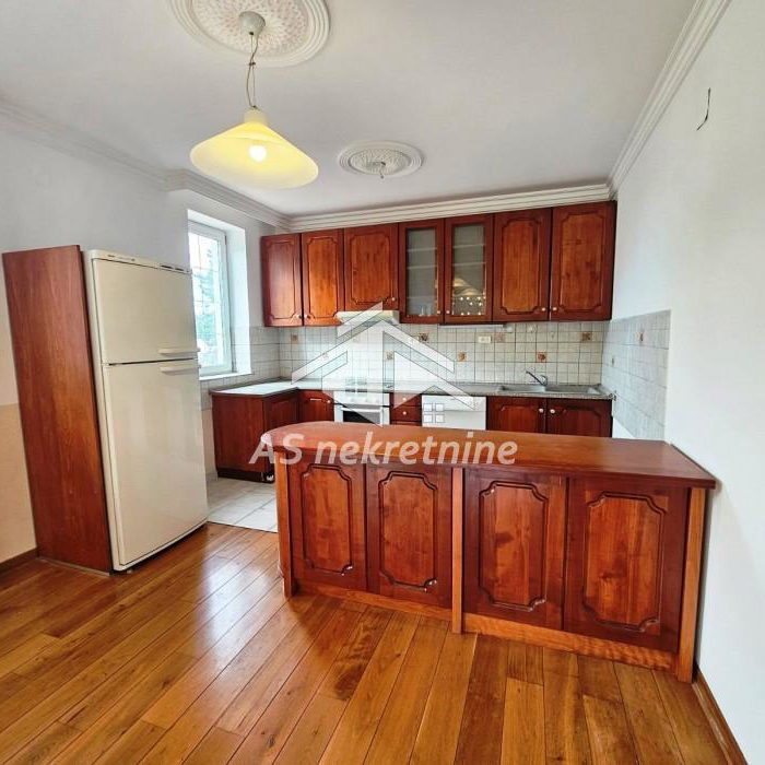 Stan Izdavanje Beograd Dedinje 115 m2
