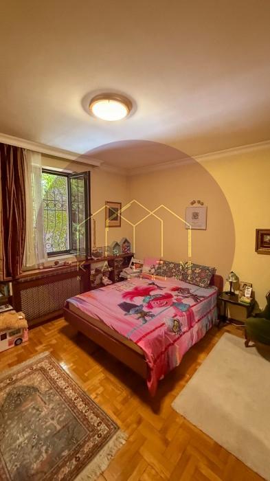 lokali-izdavanje-BgE0YdLUoq Kuća na prodaju, FON, Beograd, 377m², 1.250.000 €
