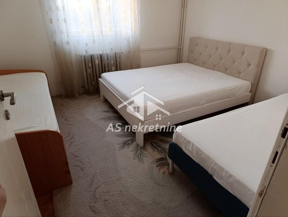 lokali-izdavanje-C0bmyfgyTV Stan Izdavanje Beograd Dedinje 80 m2