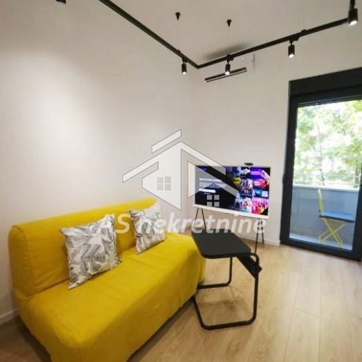 Stan Izdavanje Beograd Cara Dušana 33 m2