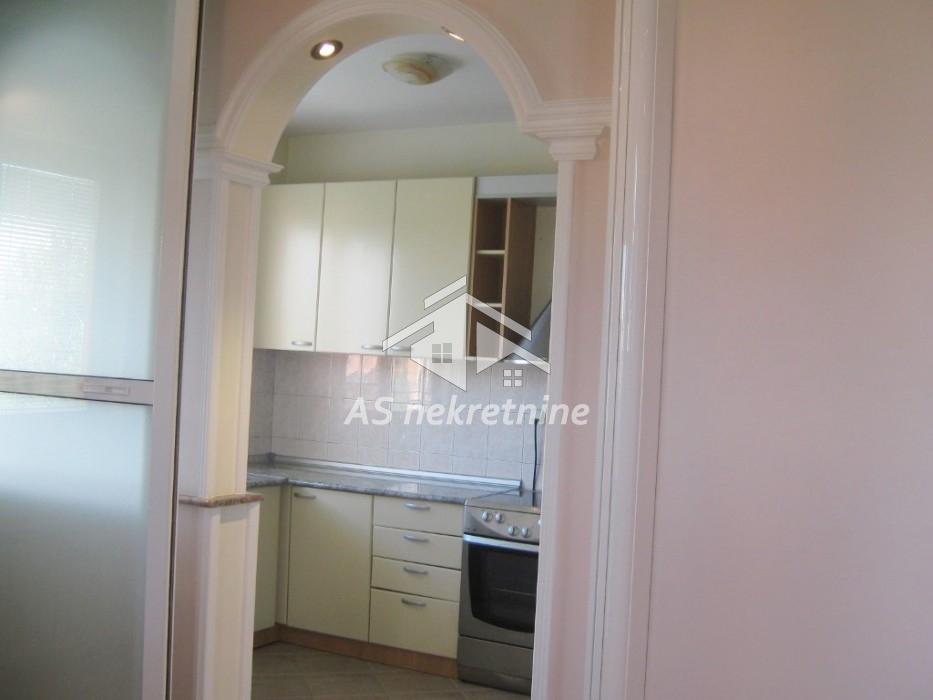 Stan Izdavanje Beograd Stan Izdavanje Beograd Dedinje 200 m2