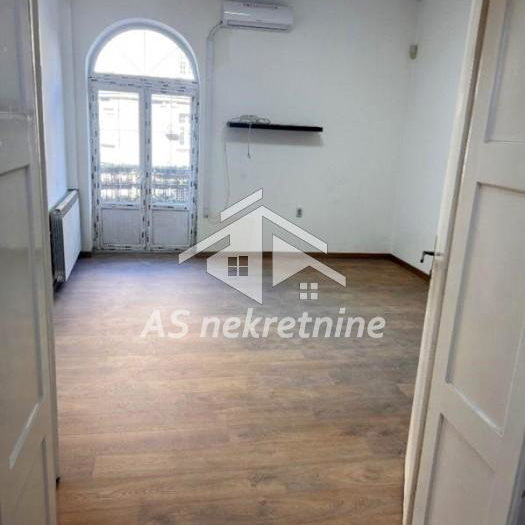 Četvorosoban stan za izdavanje, Zeleni Venac, Beograd, 107m², 1.400 €/mes