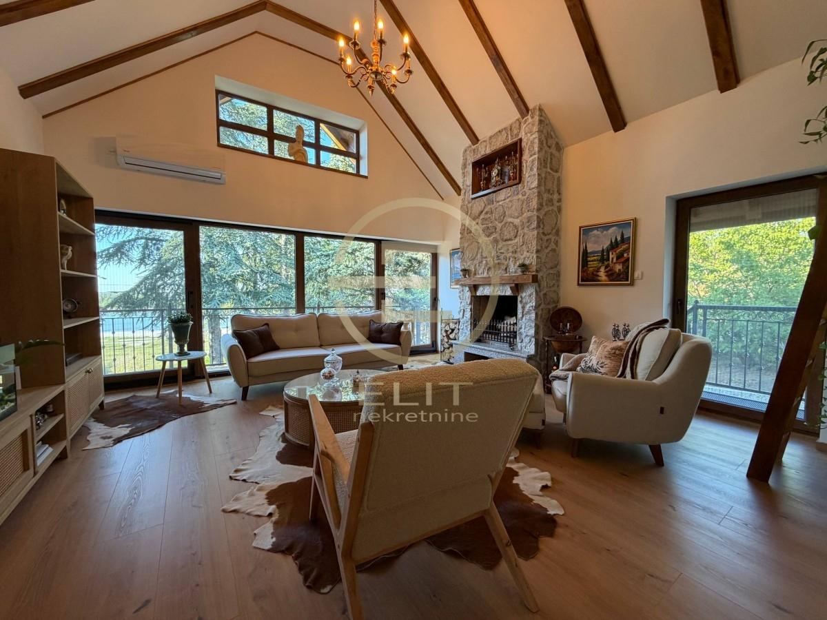 lokali-izdavanje-H6Q6G88Sbf Kuća na prodaju, Čerević, Beočin, 3093m²