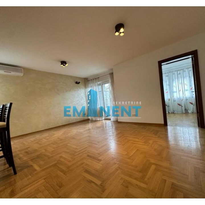 Stan Izdavanje Beograd Autokomanda 80 m2
