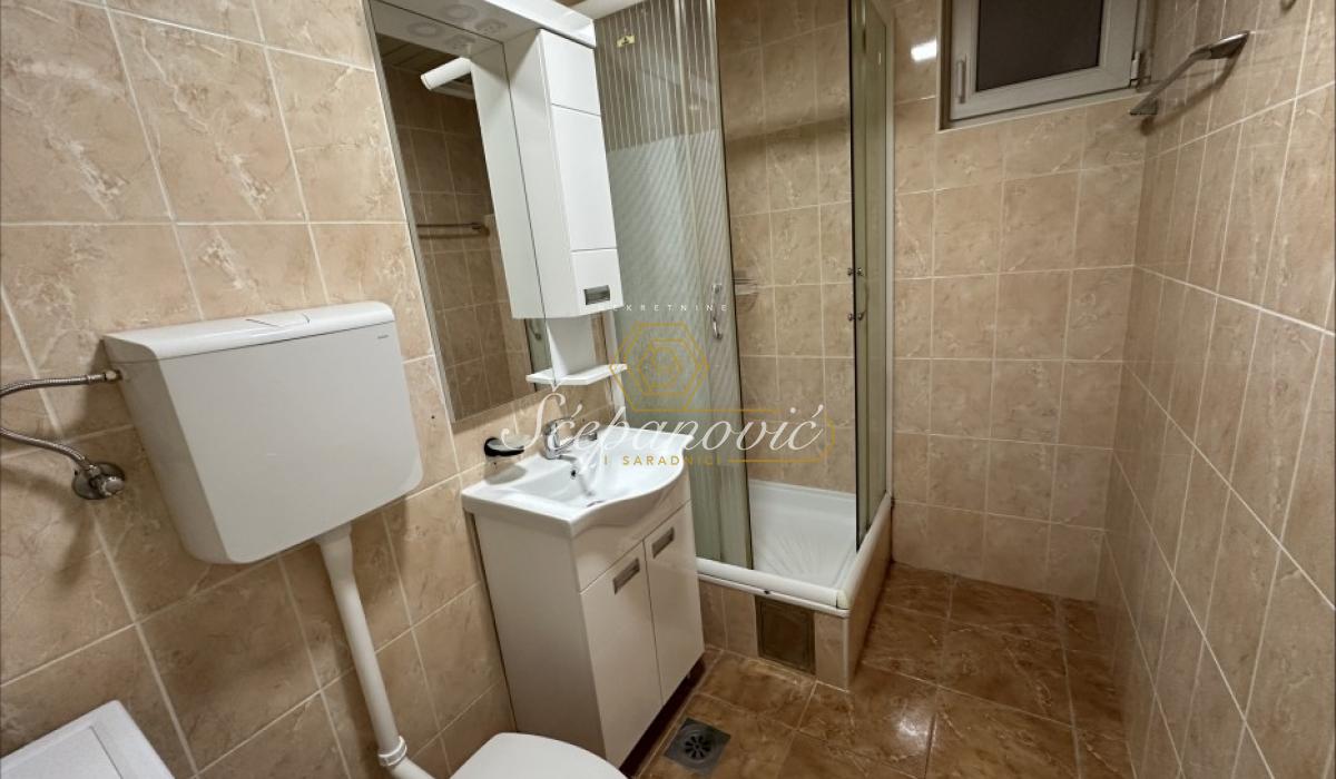 lokali-izdavanje-K7qM4GpQvL Stan Prodaja Novi Sad 54 m2